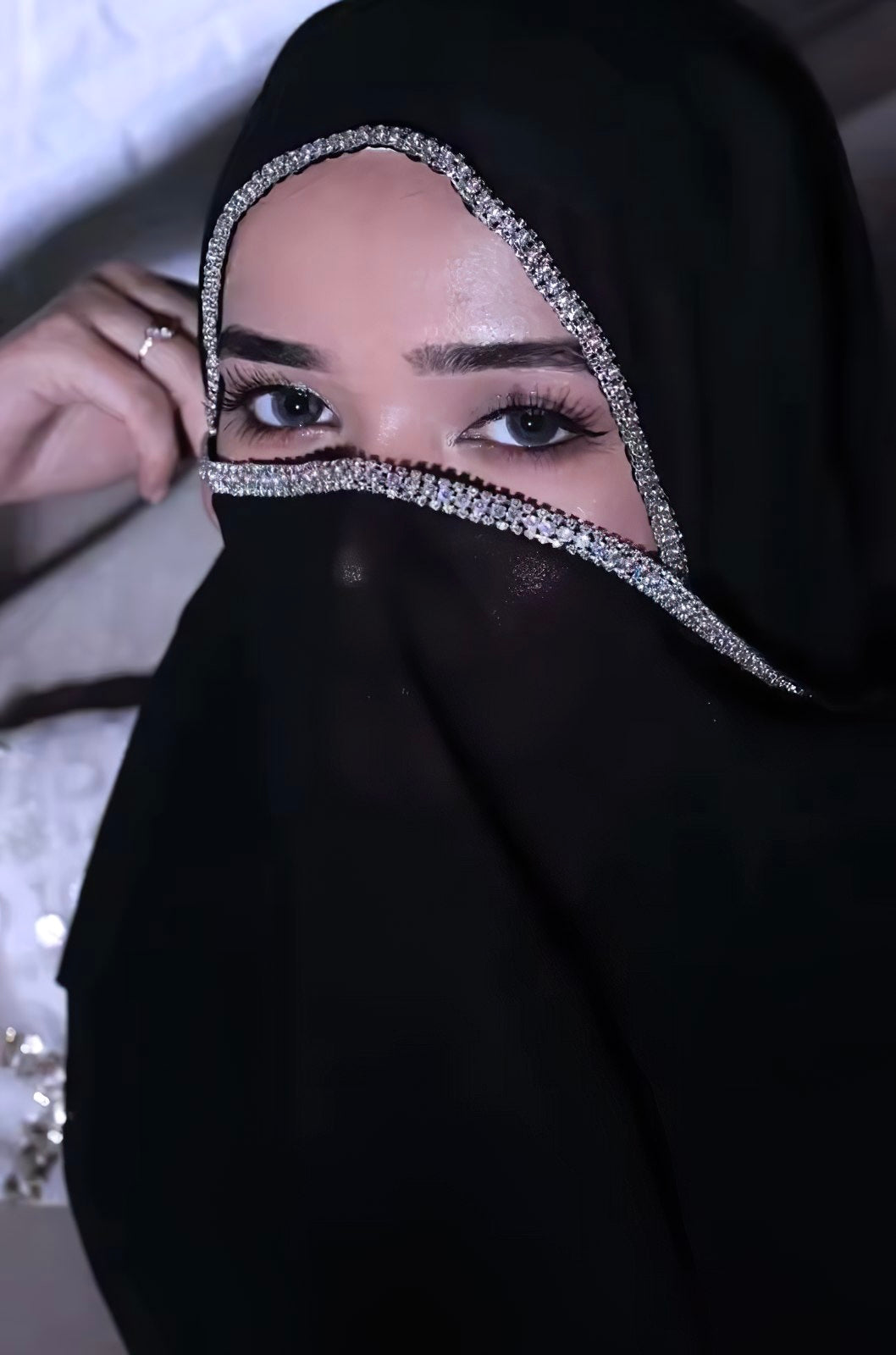Hijab Raqi